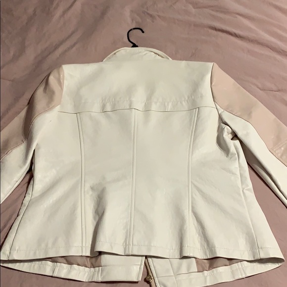 Guess pink and white leather jacket - Picture 3 of 7